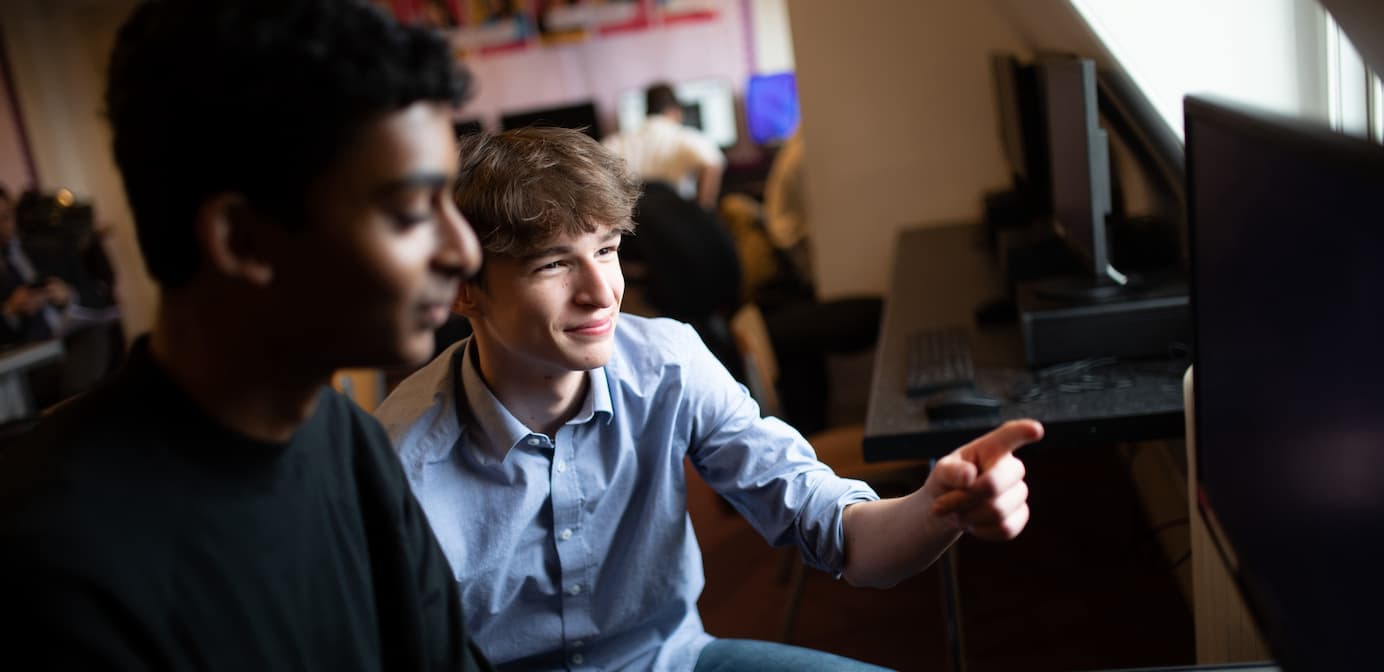 Hampton Court House Senior